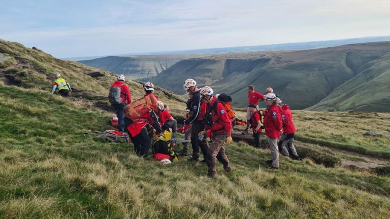 Preparing the stretcher